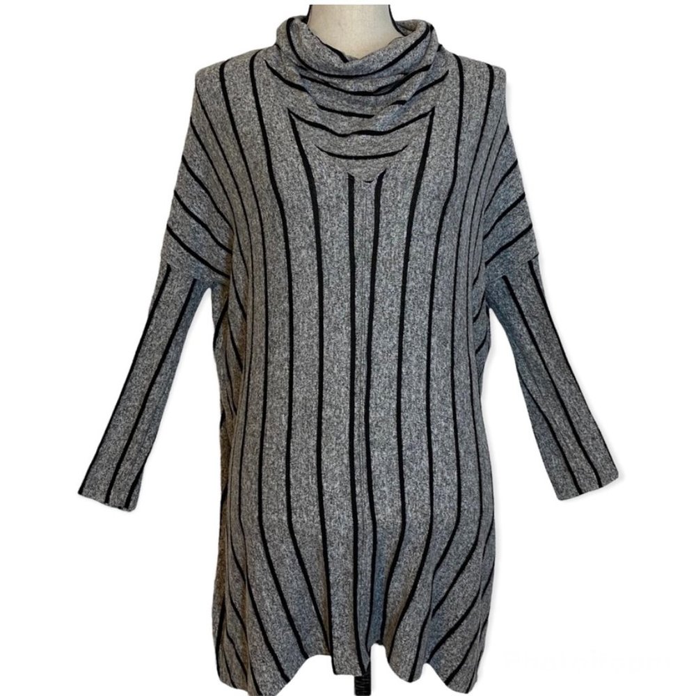 Intimately Free People Soft Oversized Pullover Top XS Gray & Black Striped